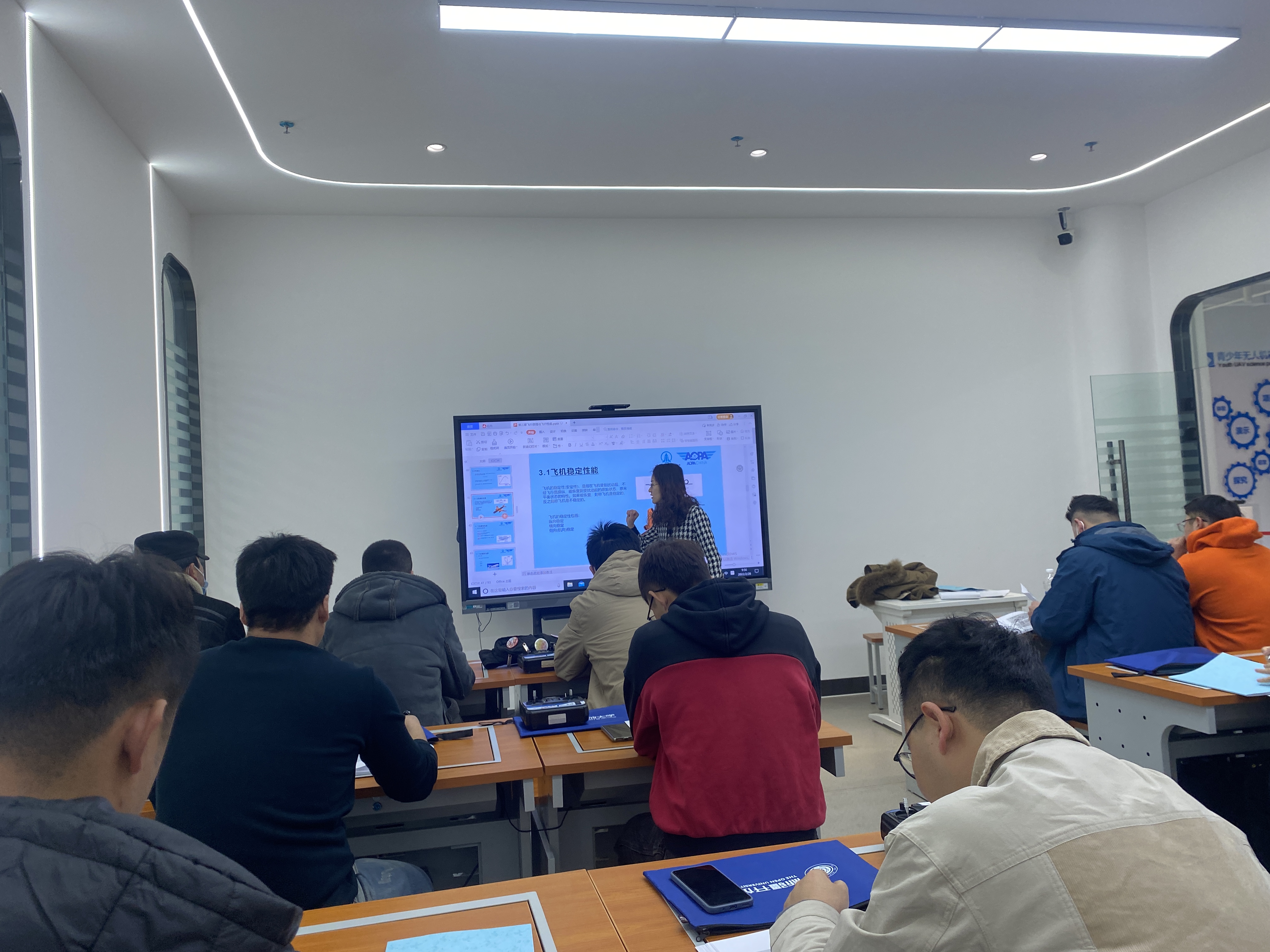 新疆无人机驾驶员丨无人机驾驶员的十个安全操作注意事项 (新疆无人机培训)