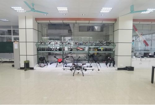 广州首家民用无人机驾驶员职业教育培训中心落户我院，开启无人机驾驶培训新篇章