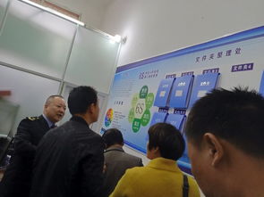 邓州市桑庄镇中心校开展学校食堂观摩暨食品安全培训与驾驶员培训活动